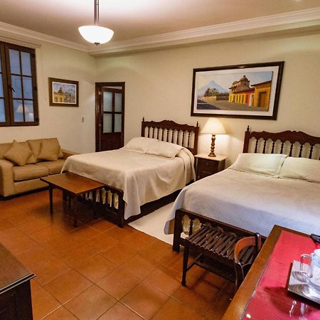 Hotel Aurora Antigua Bagian luar foto