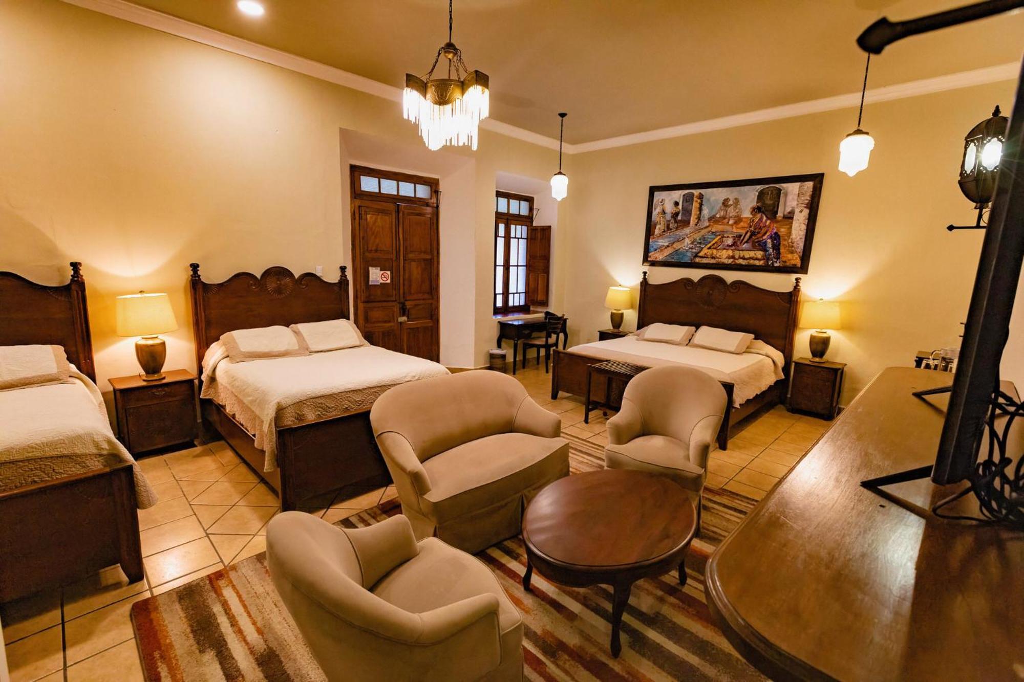 Hotel Aurora Antigua Bagian luar foto