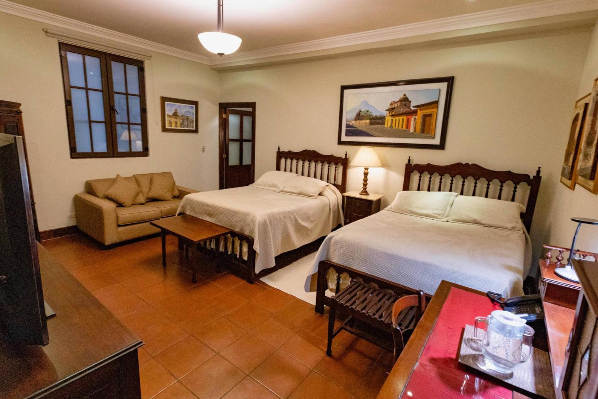 Hotel Aurora Antigua Bagian luar foto