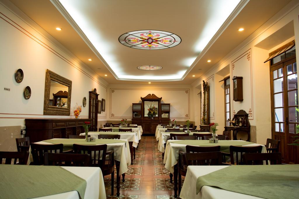 Hotel Aurora Antigua Bagian luar foto