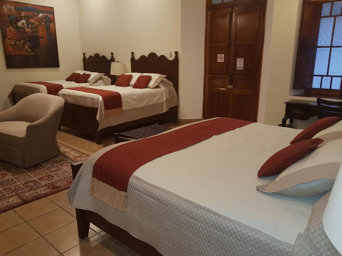 Hotel Aurora Antigua Bagian luar foto