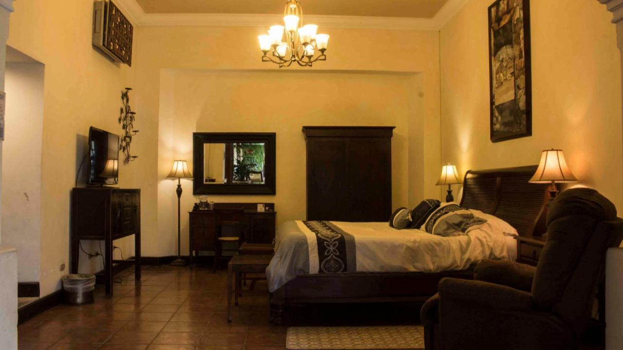 Hotel Aurora Antigua Bagian luar foto
